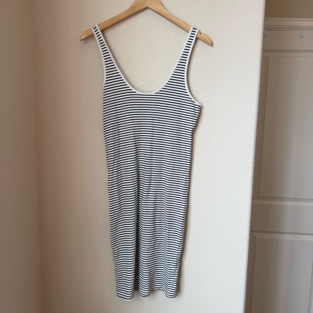 H&M Basic Black and White Striped Ribbed Mini Dress Size Large - Picture 2 of 4